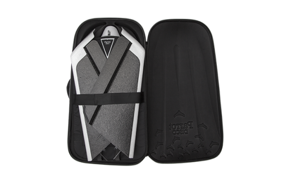 Drone para agricultura Parrot Disco en su mochila Drone para agricultura Parrot Disco en su mochila