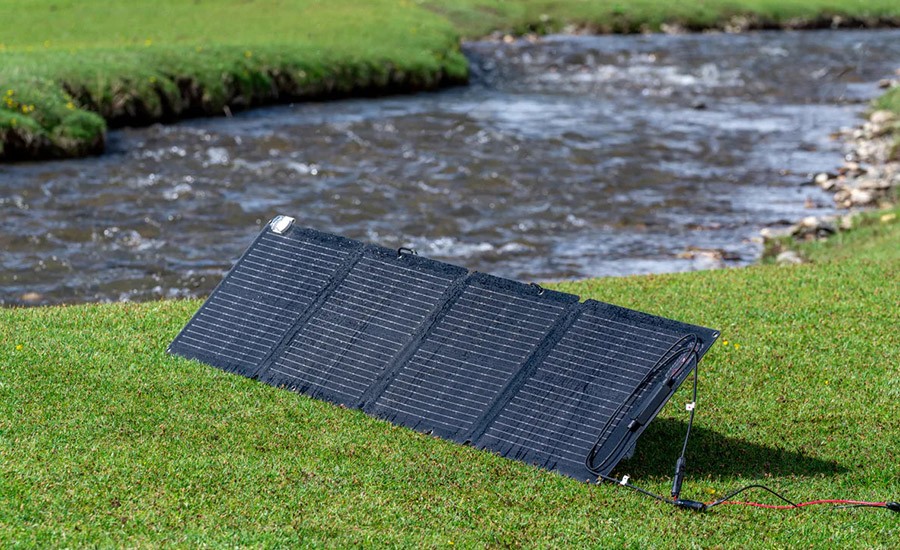 Panel solar Universal EcoFlow 110 W resistente al agua.